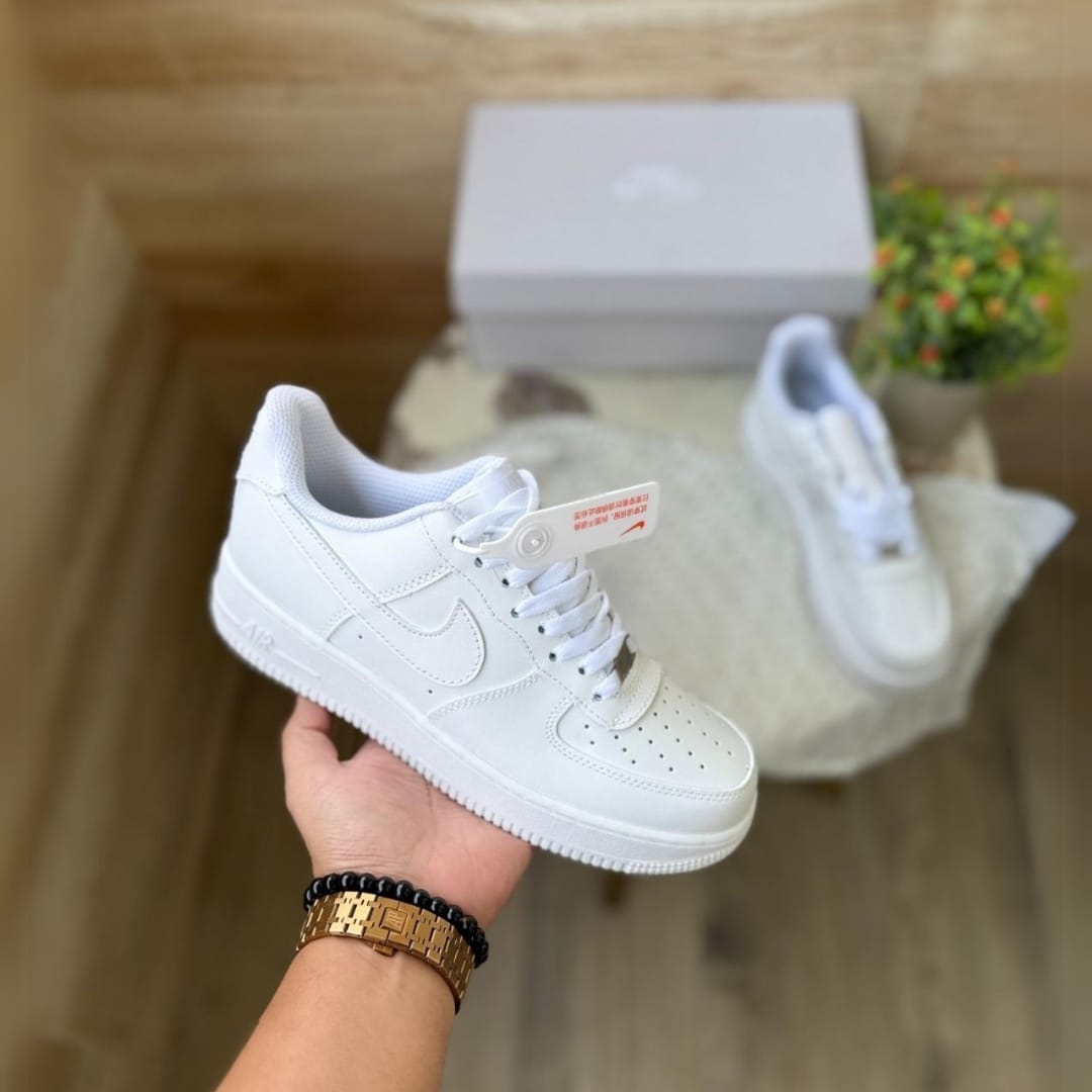 Nike Air Force 1 Low '07 White