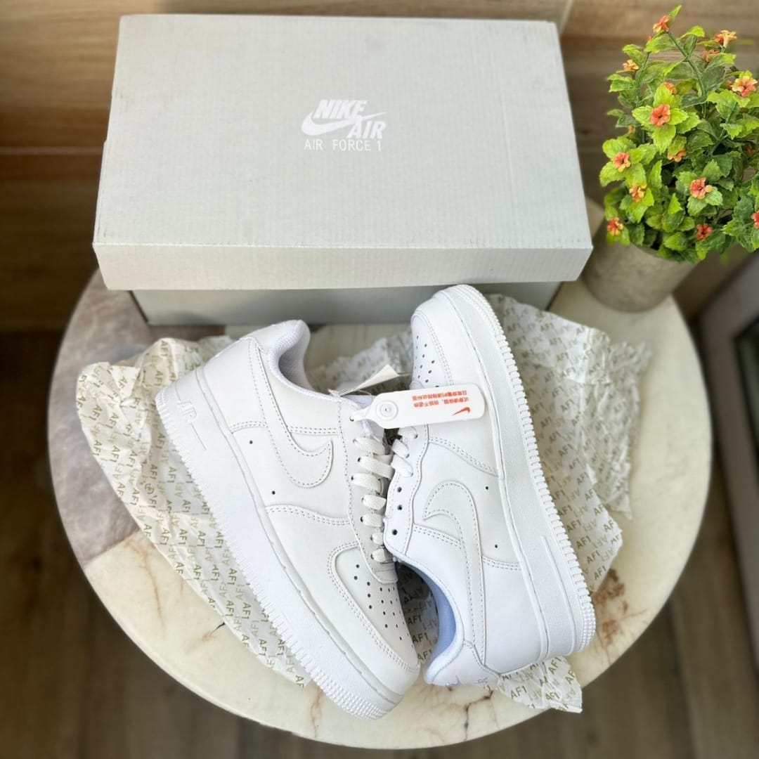 Nike Air Force 1 Low '07 White