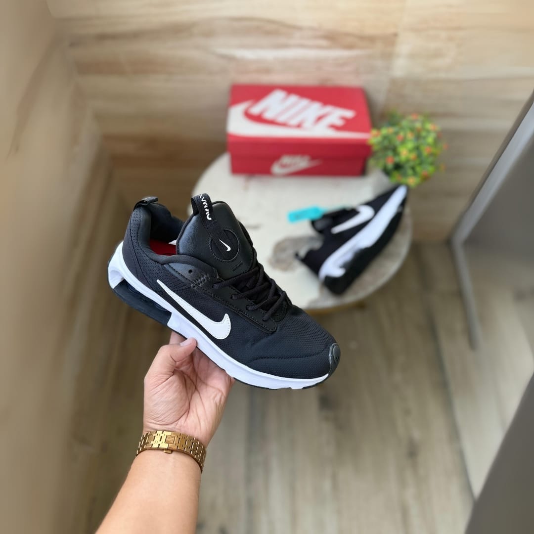 Nike Air Max Intrlk Elite