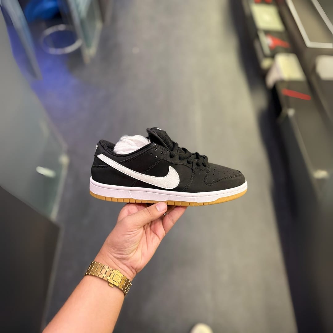 Nike SB Dunk Low Pro Black Gum