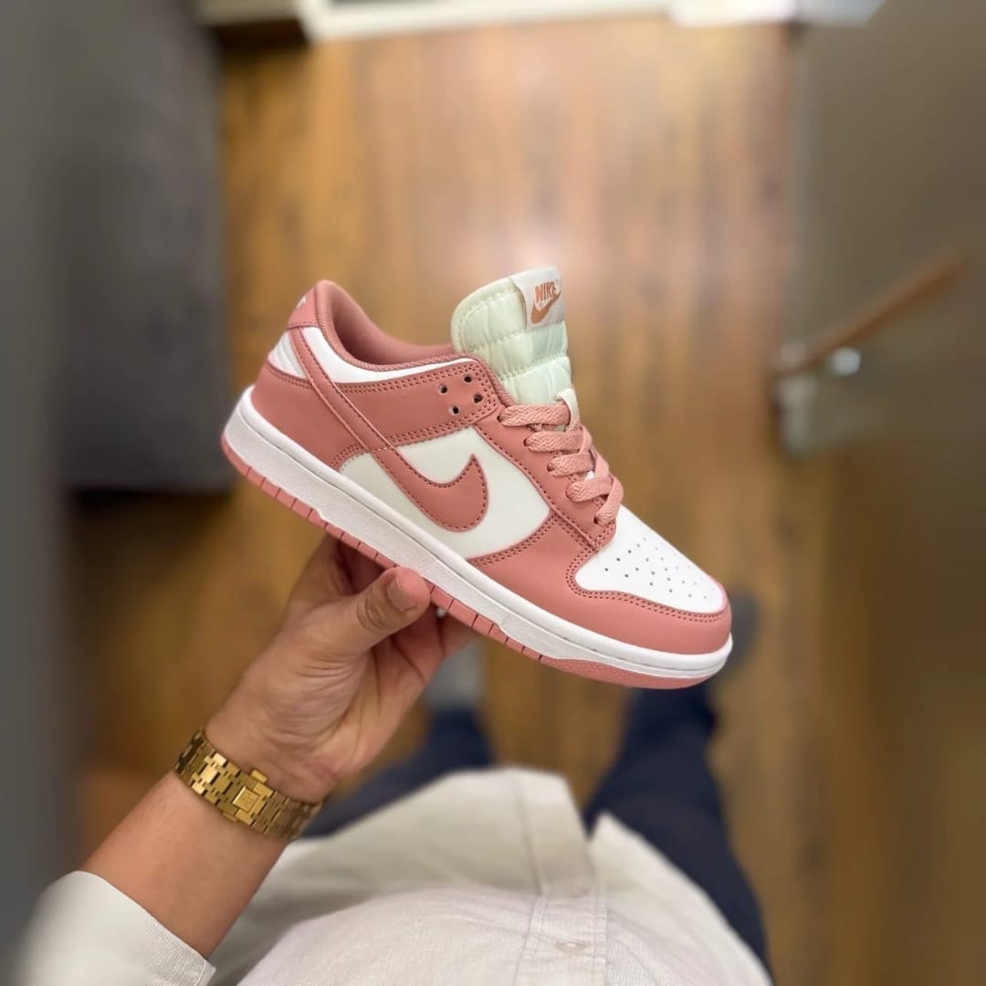 Nike Dunk Low Rose Whisper