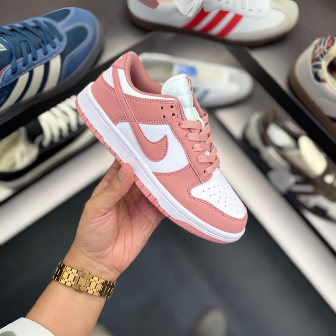 Nike Dunk Low Rose Whisper